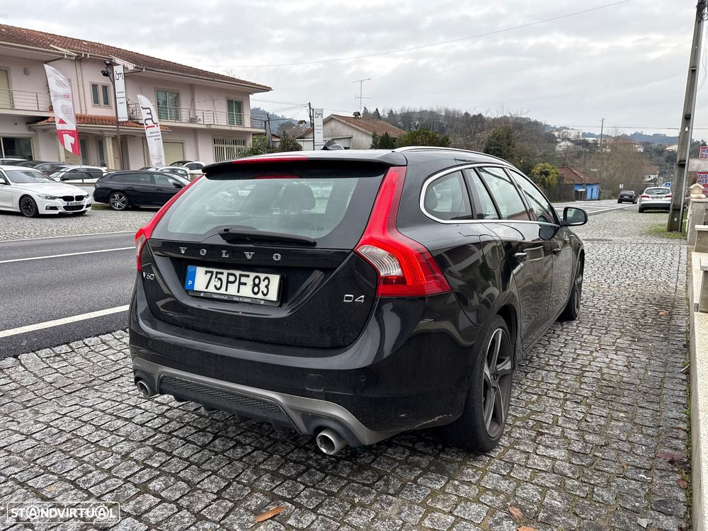Volvo V60 2.0 D4 R-Design - 3