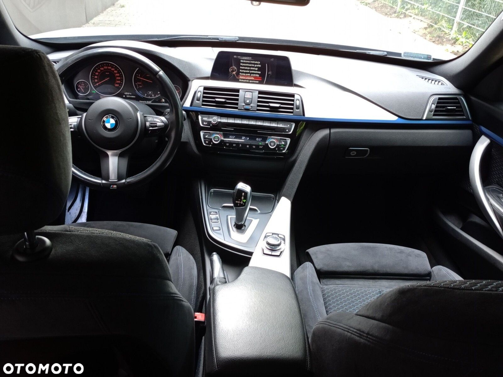 BMW 3GT 318d M Sport - 14