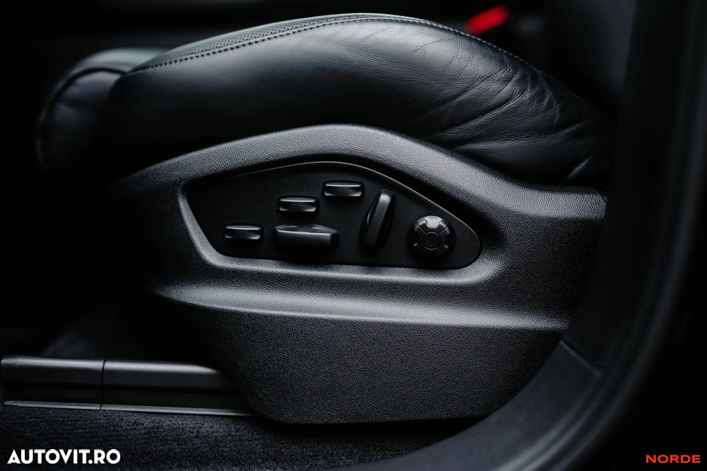 Porsche Cayenne E-Hybrid Tiptronic S - 27
