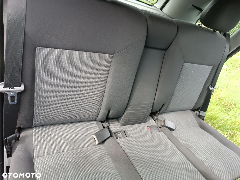 Opel Meriva 1.6 (Essentia) - 24