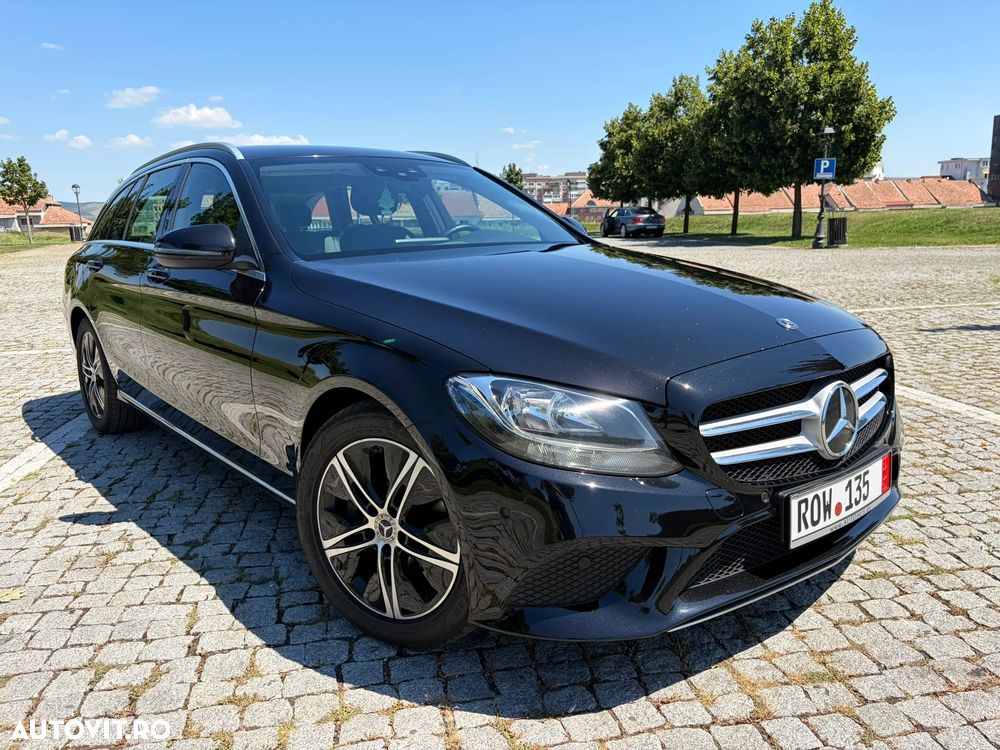 MERCEDES-BENZ Clasa C