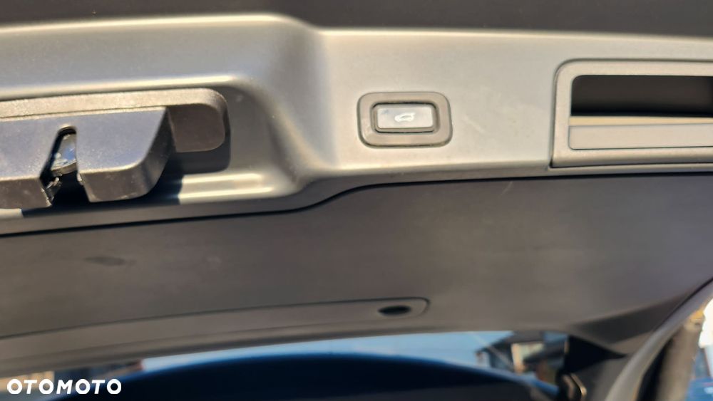 Land Rover Range Rover Evoque 2.0 P200 mHEV R-Dynamic - 25