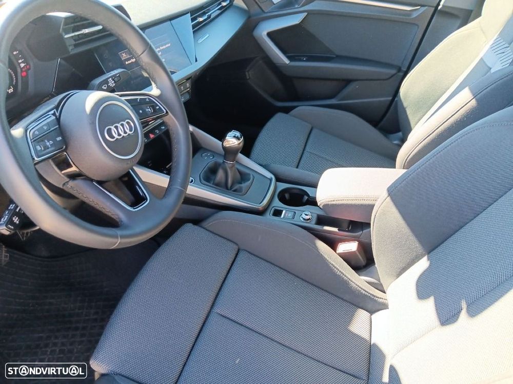 Audi A3 Sportback 30 TFSI SE Business Plus - 13