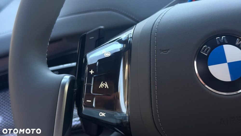 BMW Seria 7 - 28