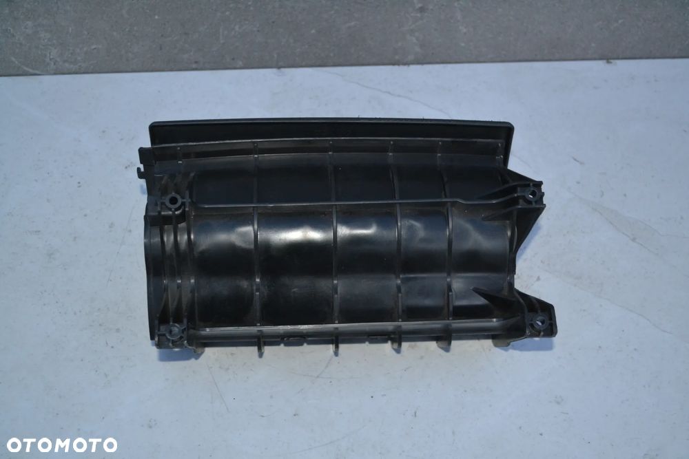 AUDI A3 8P 04-12 SCHOWEK FOTELA LEWY PRZÓD PRZEDNI 8P0881577 - 2