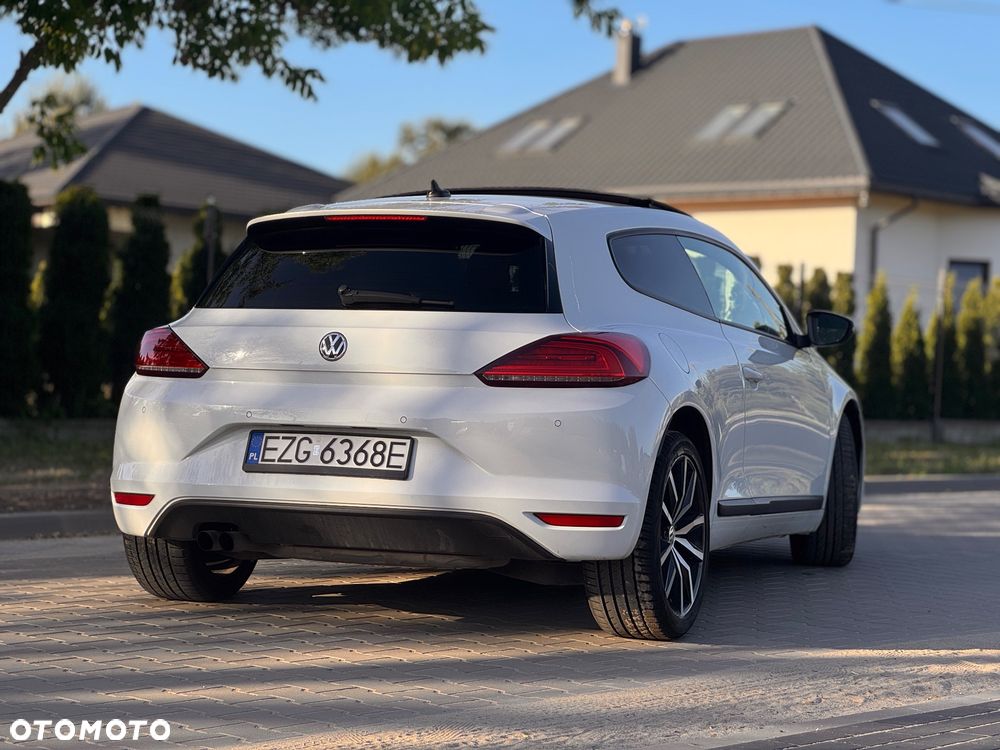 Volkswagen Scirocco 2.0 TDI BMT DSG - 4