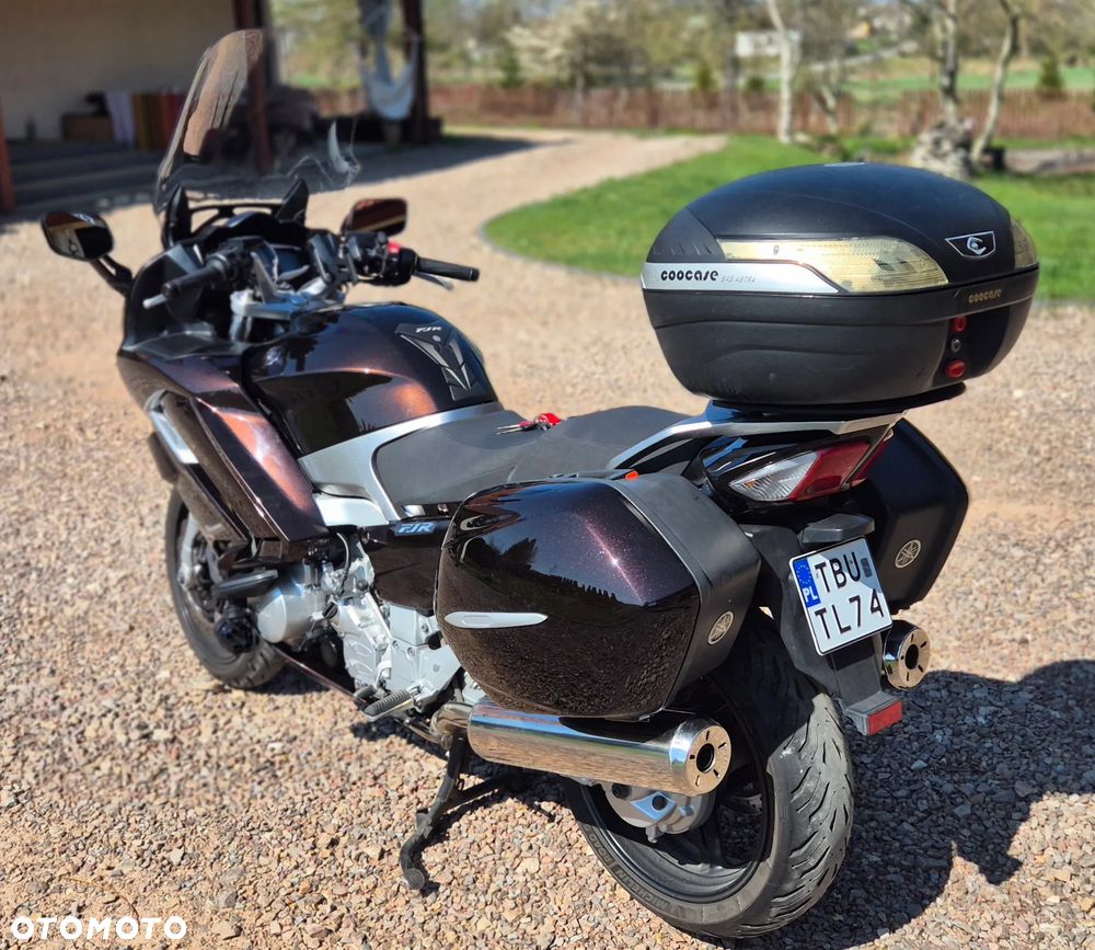 Yamaha FJR - 3