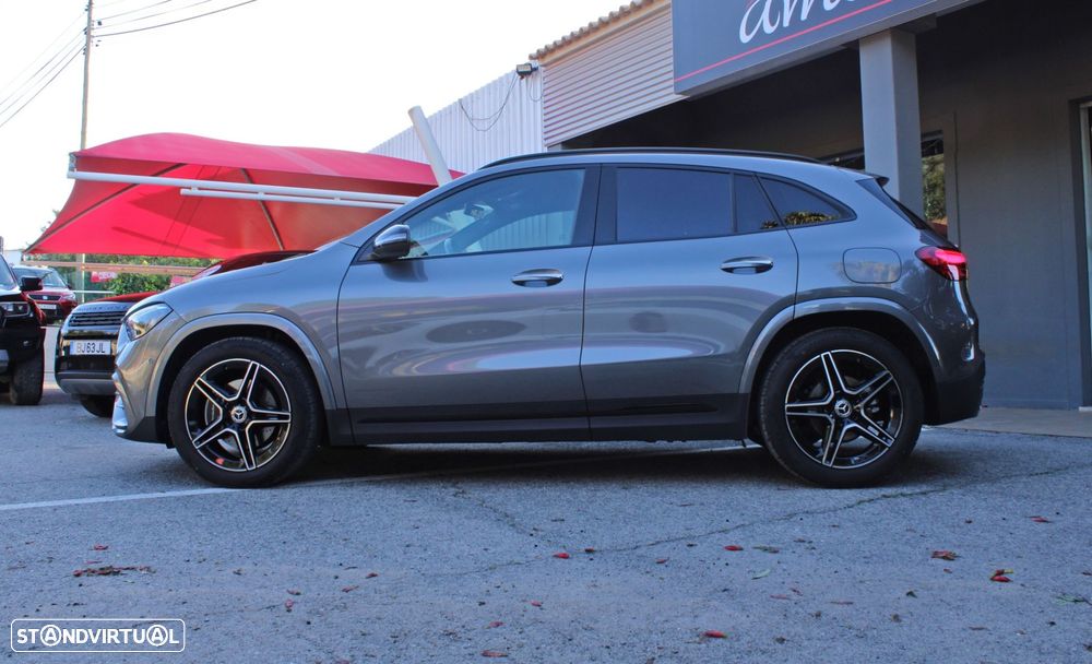 Mercedes-Benz GLA 180 d AMG Line - 2