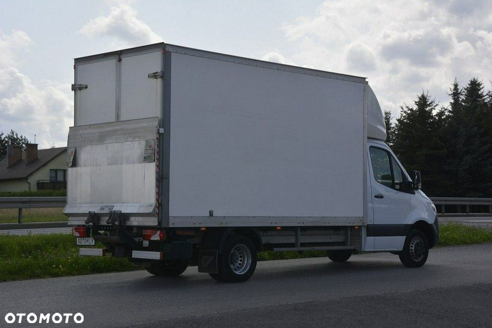 Mercedes-Benz Sprinter - 10