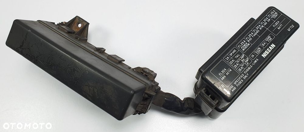 SKRZYNKA BEZPIECZNIKÓW NISSAN MICRA K11 7124-6779 7124-6770 6F712 - 1