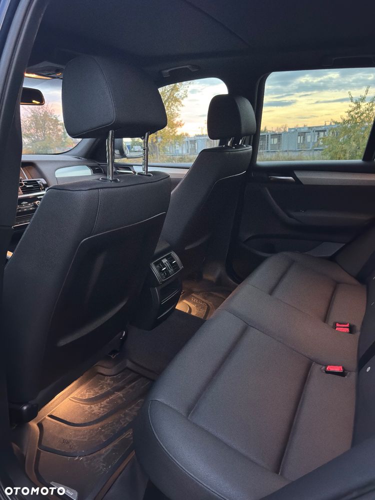 BMW X3 xDrive20d - 28