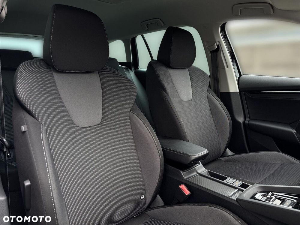 Skoda Octavia 1.5 TSI e-Tec Ambition DSG - 32