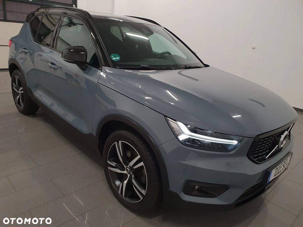 Volvo XC 40 D3 AWD R-Design - 32