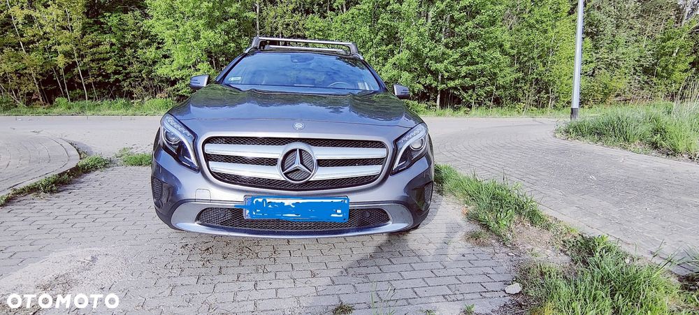 Mercedes-Benz GLA 250 4-Matic - 4