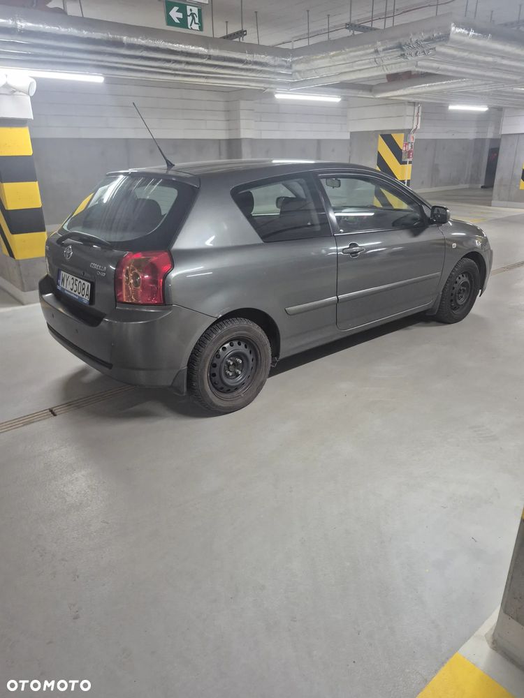 Toyota Corolla 1.4 D-4D Luna - 8