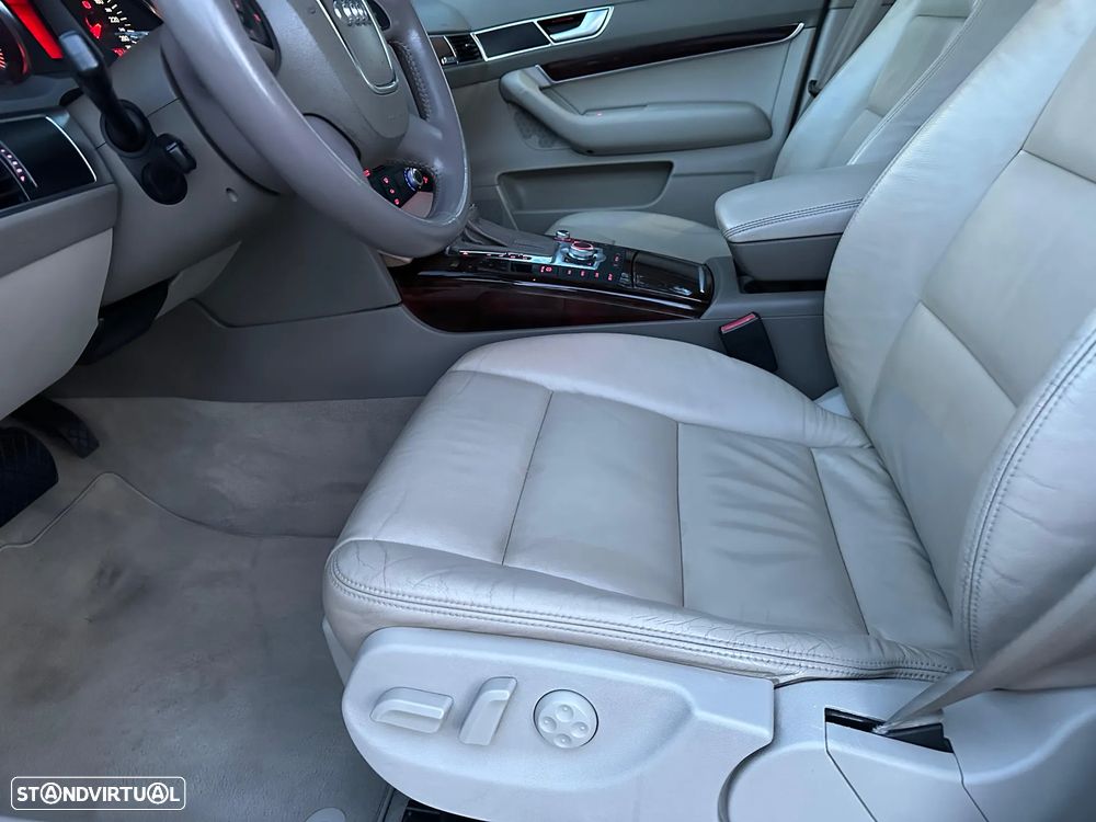 Audi A6 2.0 TDI Multitronic Exclu. - 13