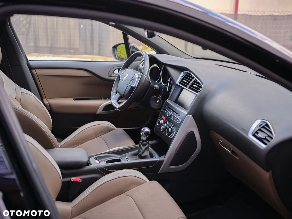 DS Automobiles DS 4 - 8