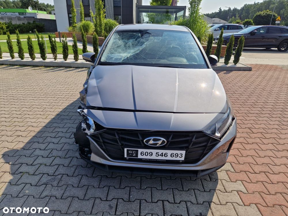 Hyundai i20 1.2 Modern - 8