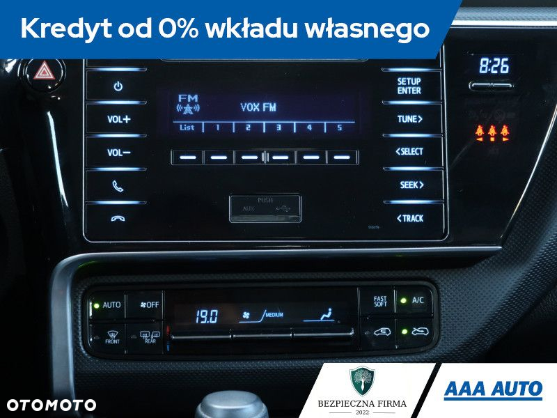 Toyota Auris - 13