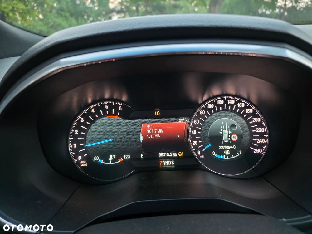 Ford Edge 2.0 TDCi Twin-Turbo 4WD ST-Line - 23