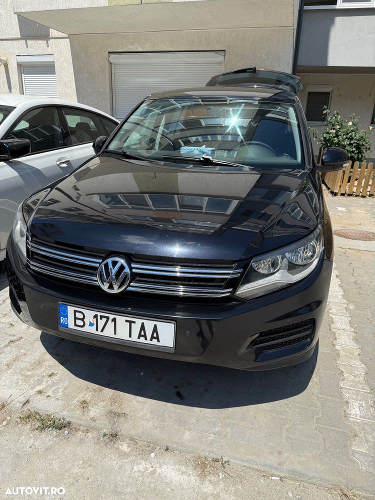 Volkswagen Tiguan - 2