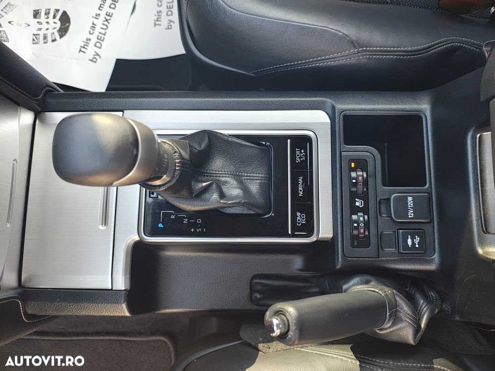 Toyota Land Cruiser 2.8l Turbo D-4D Aut. Luxury - 16