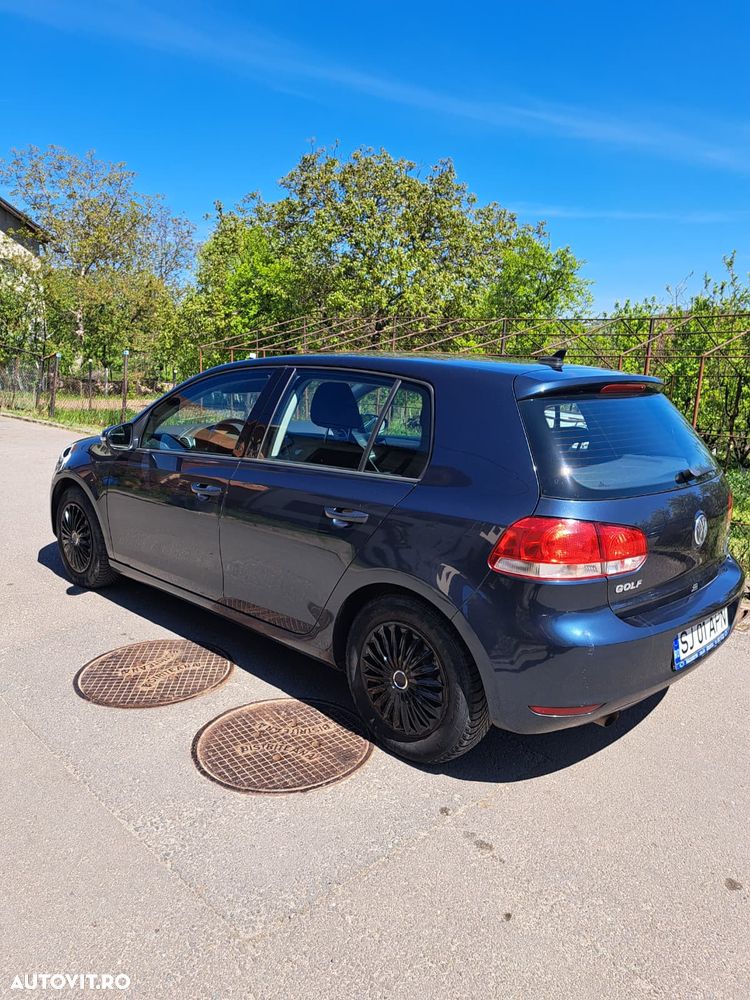 Volkswagen Golf 1.6 TDI BlueMotion Technology DPF Comfortline - 2