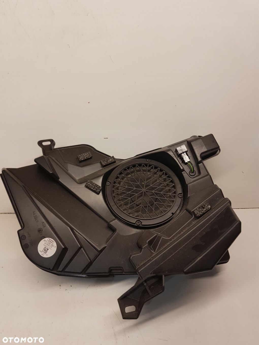 GŁOŚNIK SUBWOOFER BANG AUDI A5 CABRIO 8F0035382A - 1