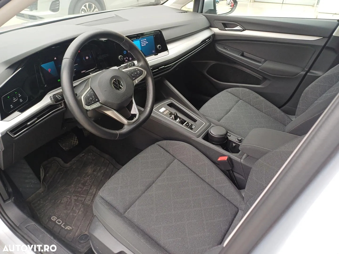 Volkswagen Golf 1.5 eTSI ACT DSG MHEV Life - 11