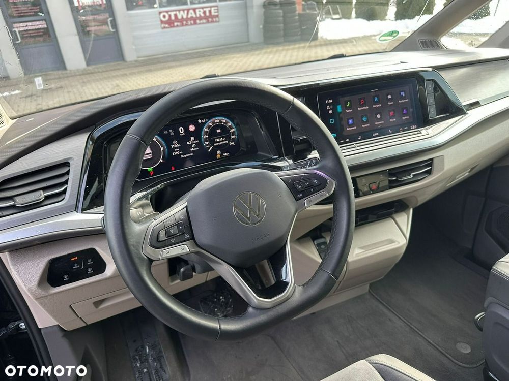 Volkswagen Multivan - 20
