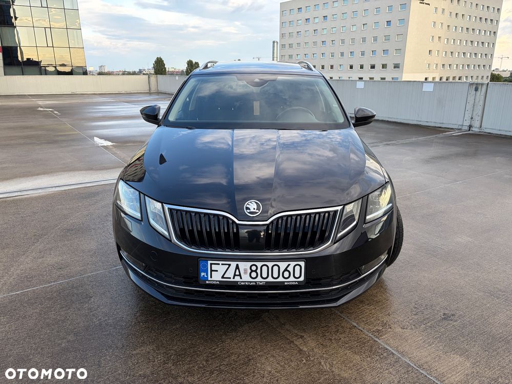 Skoda Octavia 2.0 TDI 4x4 L&K DSG - 3