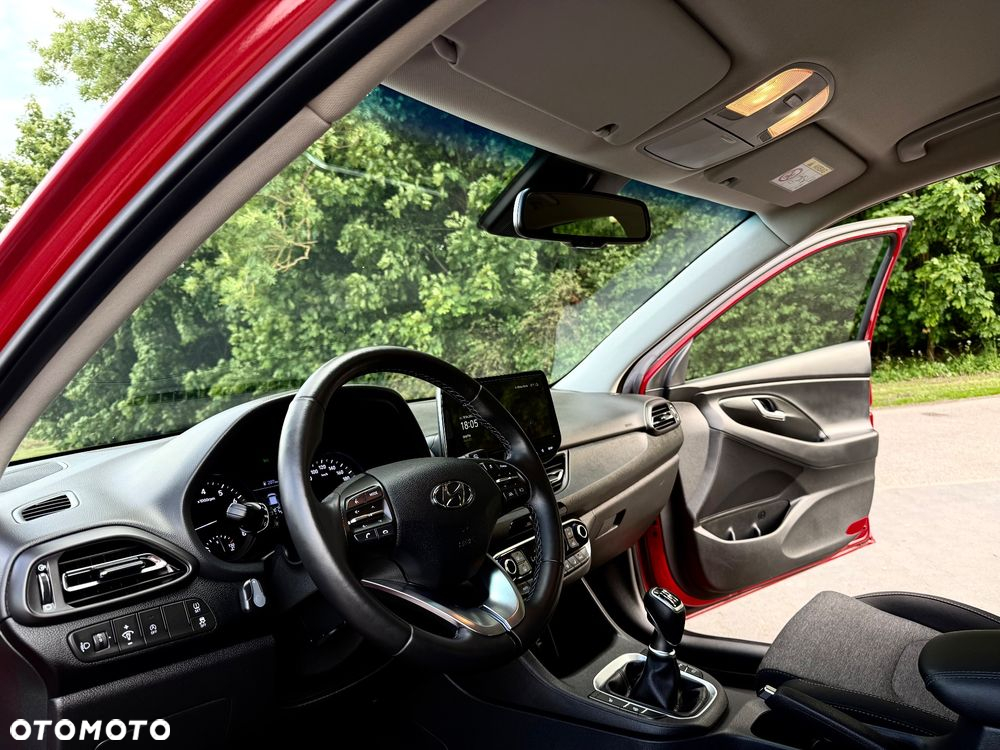 Hyundai i30 1.5 DPI Modern - 9