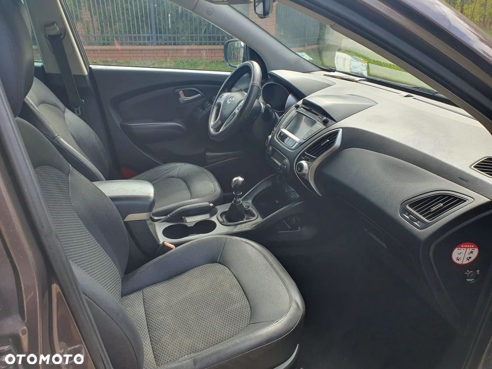 Hyundai ix35 2.0 CRDi 4WD 5 Star Edition - 6