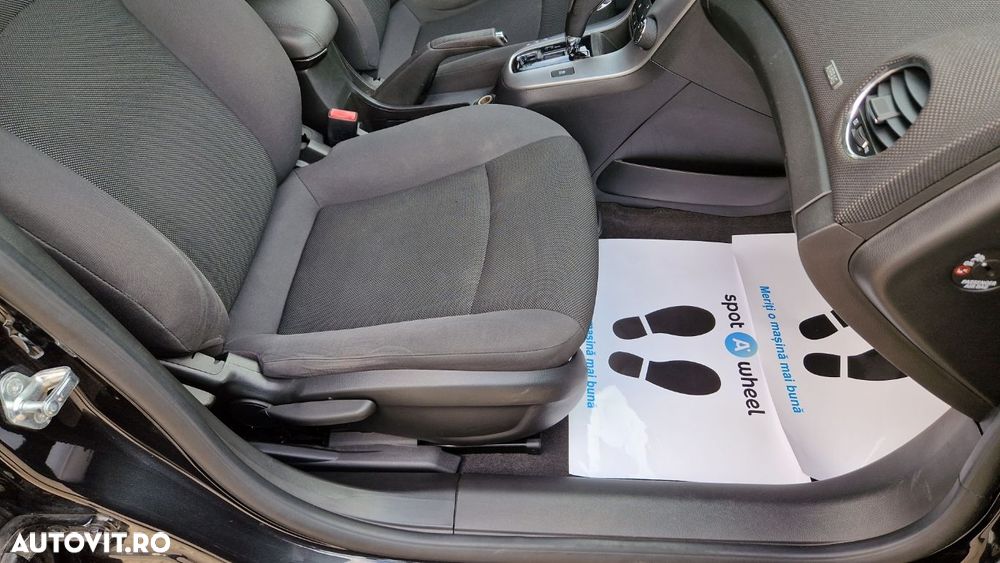 Chevrolet Cruze - 13