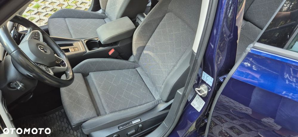 Volkswagen Golf - 24