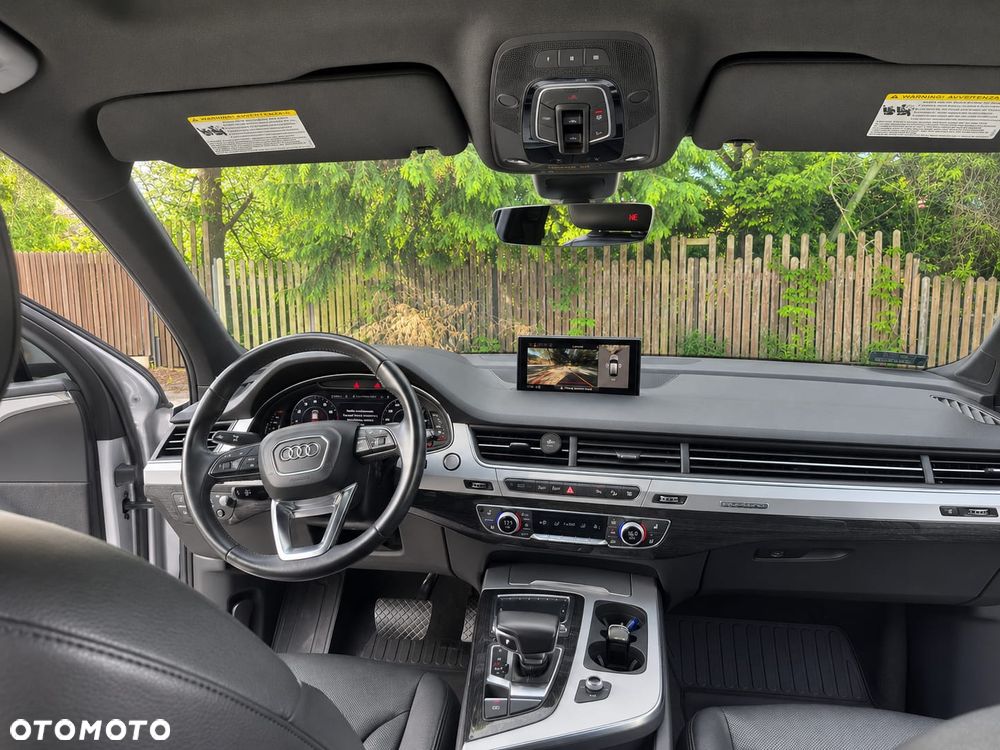 Audi Q7 - 17