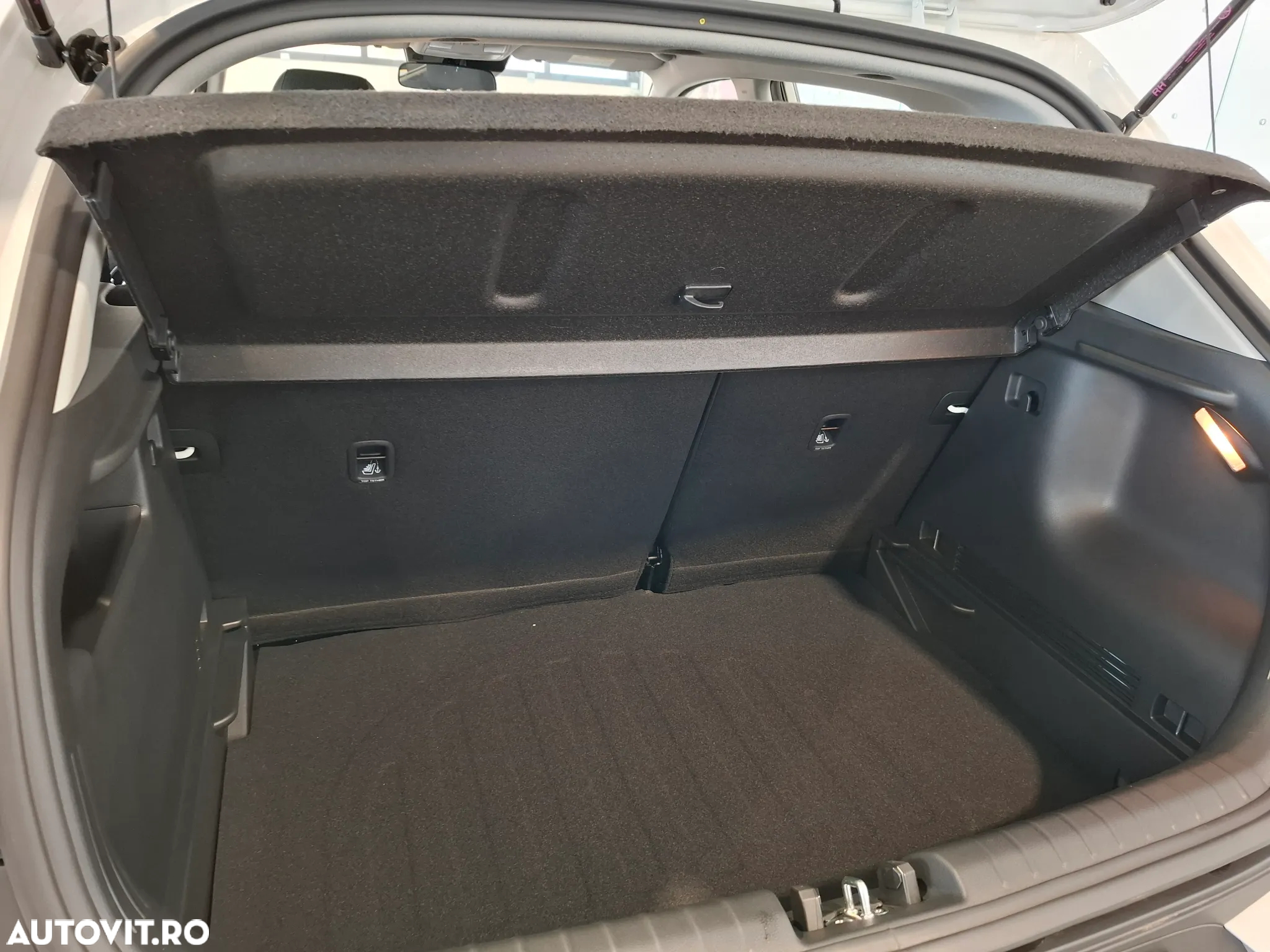 Kia Stonic 1.2 MPI 5MT Urban - 24