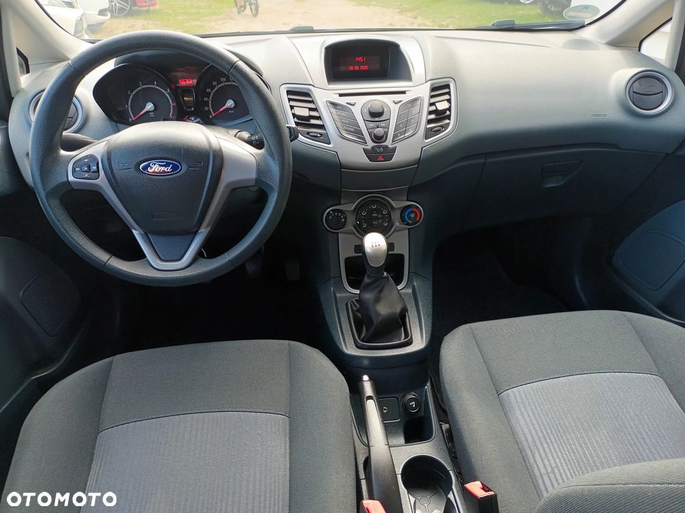 Ford Fiesta 1.25 Titanium X - 8