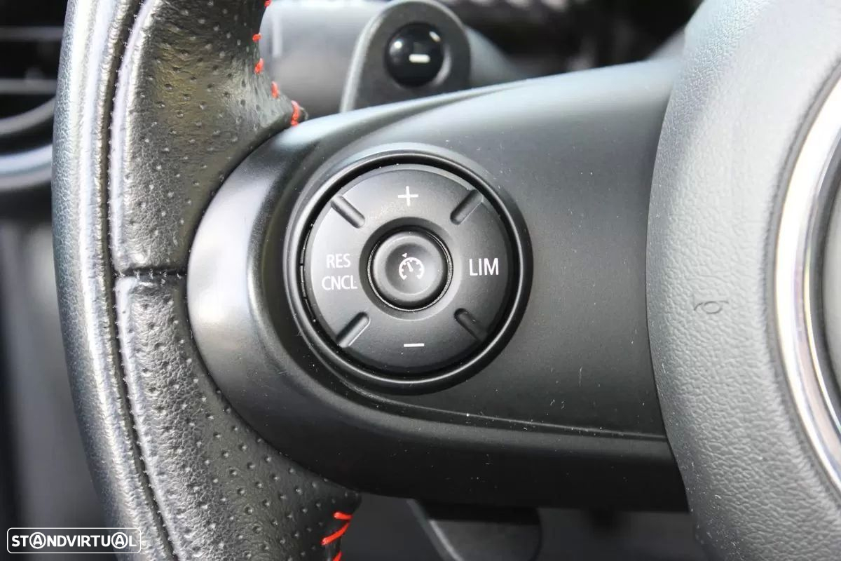 MINI 5 Portas Cooper S Auto Desportiva - 24