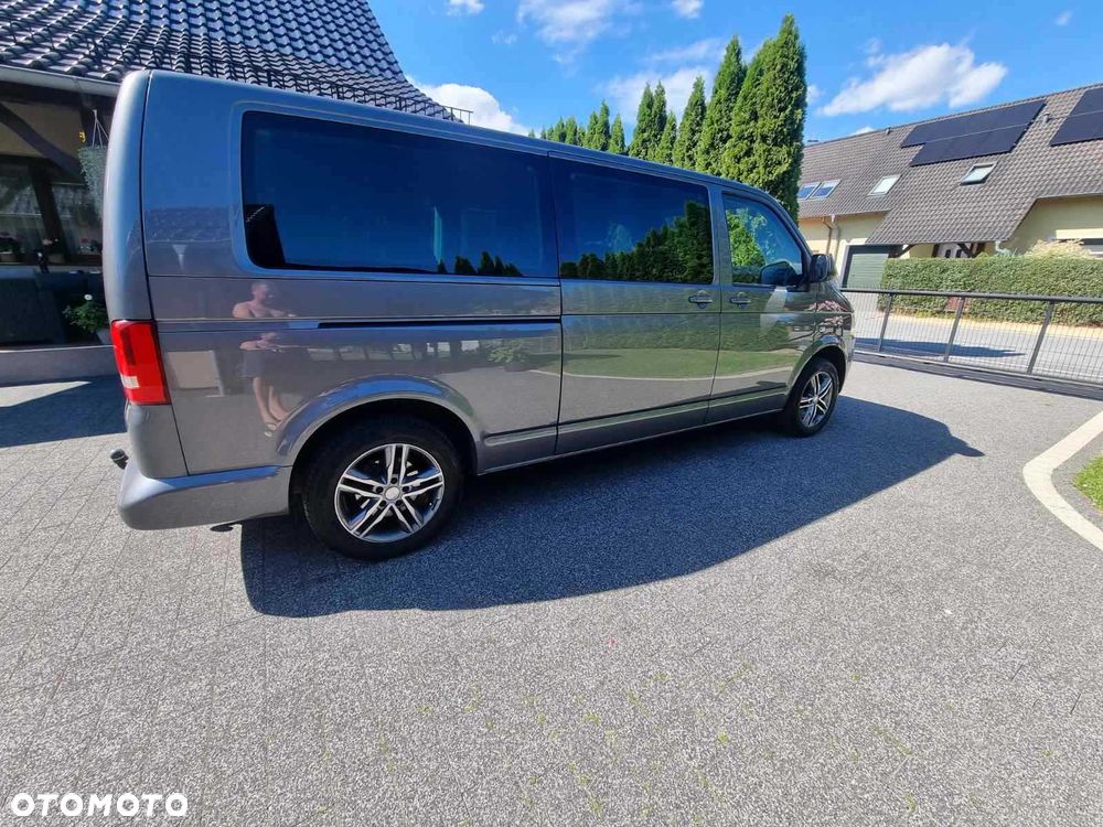 Volkswagen Caravelle - 3