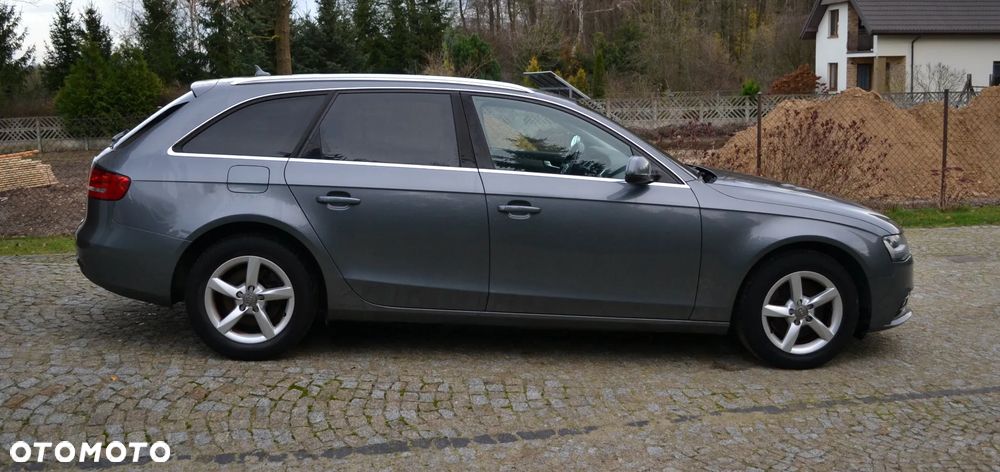 Audi A4 Avant - 4