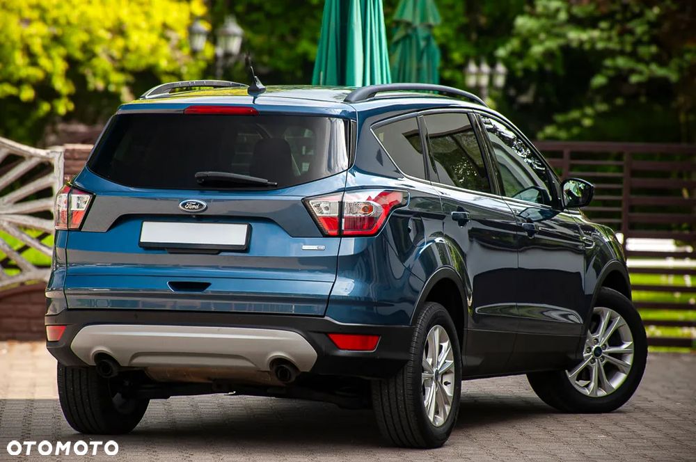 Ford Kuga 1.5 EcoBoost 4x4 Titanium - 6