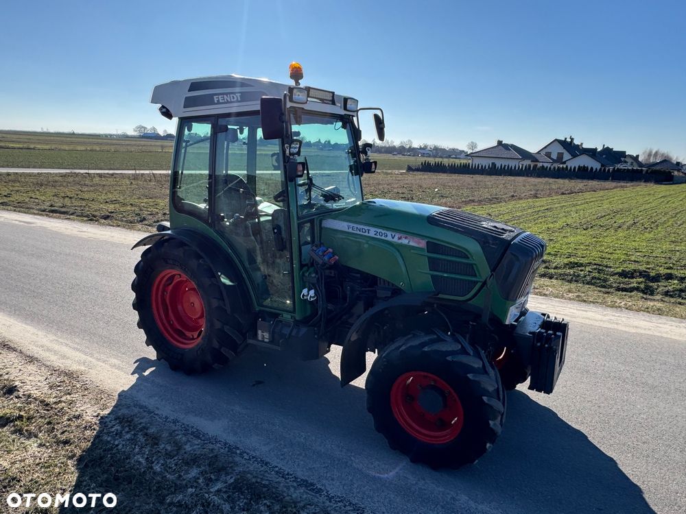 Fendt 209 V Vario TMS, Sadowniczy 4x4 Sadownik Super Stan - 12