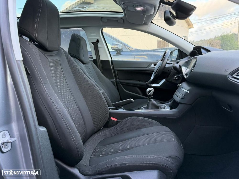 Peugeot 308 1.6 BlueHDi Allure - 24