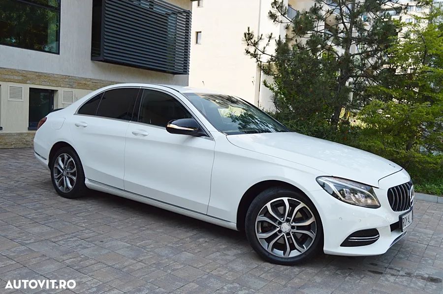 Mercedes-Benz C 220 (BlueTEC) d 7G-TRONIC Avantgarde - 25