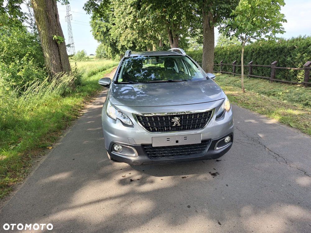 Peugeot 2008 1.6 BlueHDi Active S&S - 11