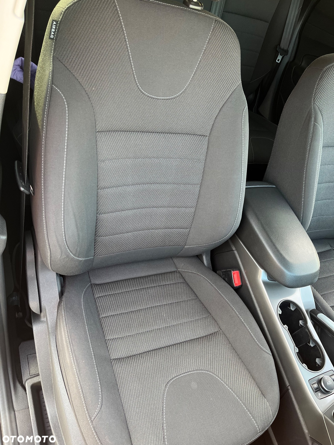 Ford Kuga - 21