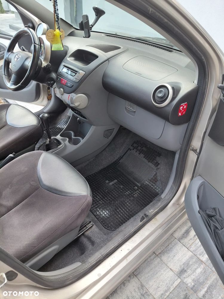 Toyota Aygo 1.0 VVT-i Gold - 13