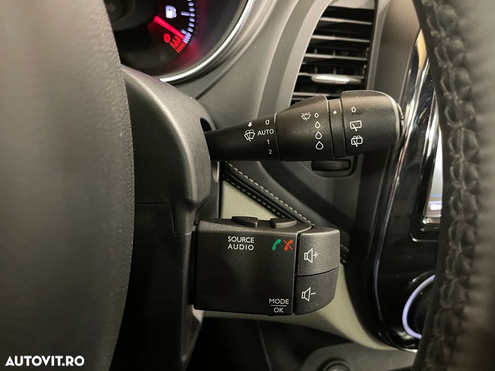 Renault Captur ENERGY TCe 120 EDC Initiale Paris - 26