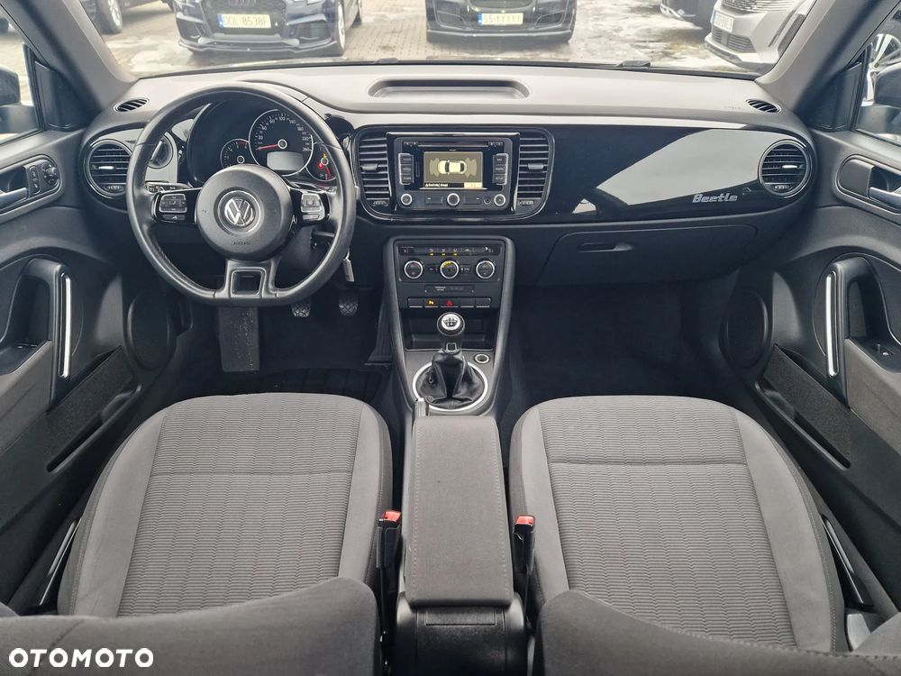 Volkswagen Beetle - 24